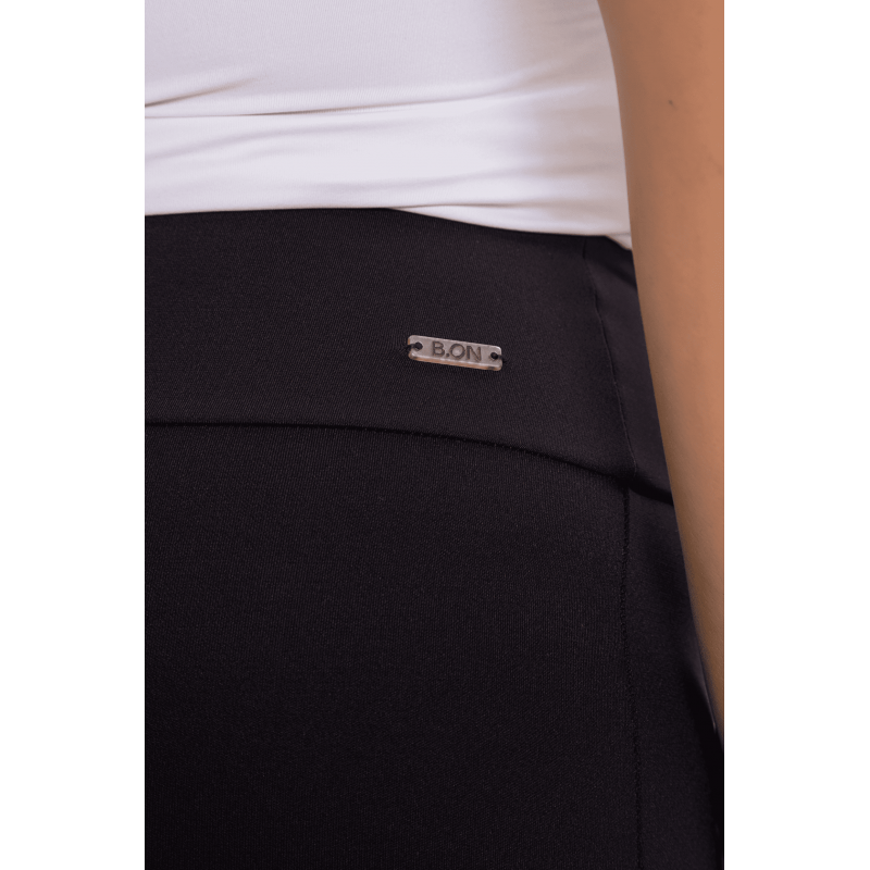 Calça Feminina B.ON Flare Preta - 24270316