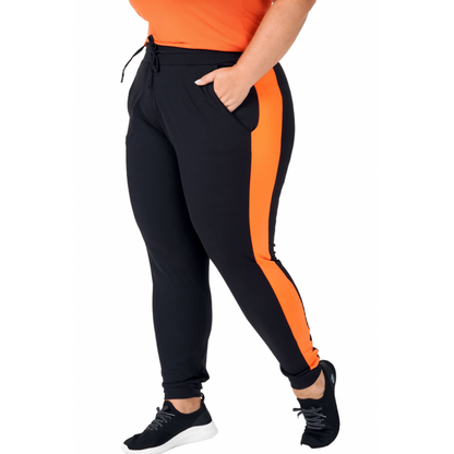 Calça Feminina B.ON Plus Size Jogger Preta com Laranja - 24270205